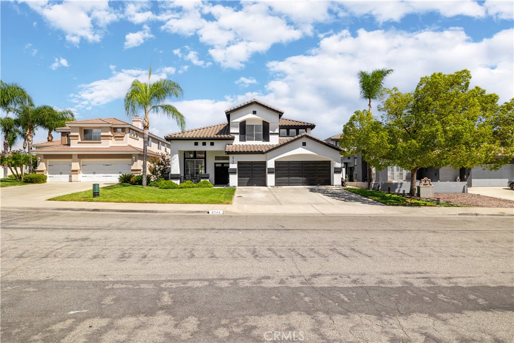 8744 Medford Street Riverside, CA 92508 - Photo 3 of 46 Gallery Image 3
