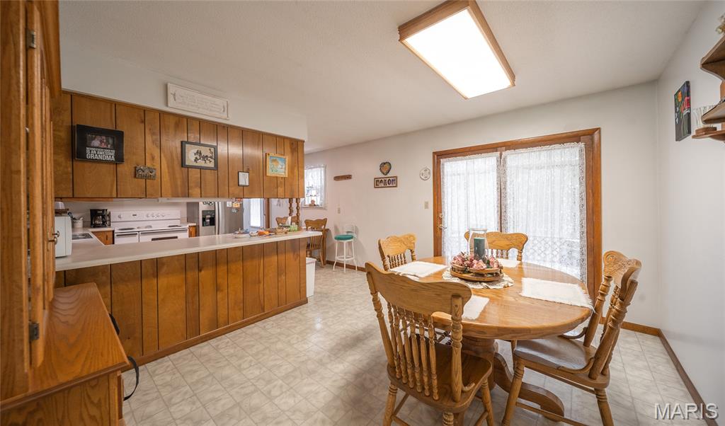 15216 Columbia Road Dixon, MO 65459 - Photo 7 of 35