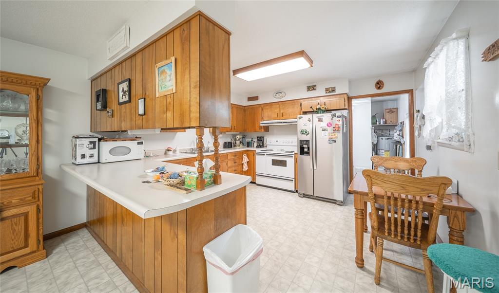 15216 Columbia Road Dixon, MO 65459 - Photo 9 of 35