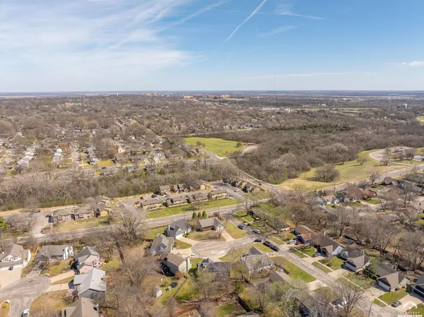 $364,900 | 3916 Monterey Court, Lawrence, KS 66049