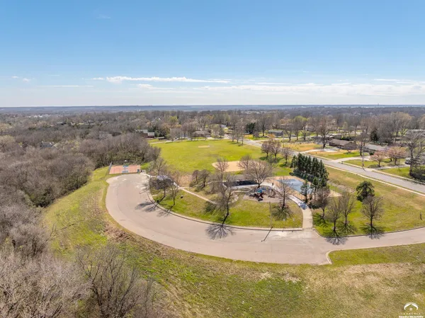 $364,900 | 3916 Monterey Court, Lawrence, KS 66049
