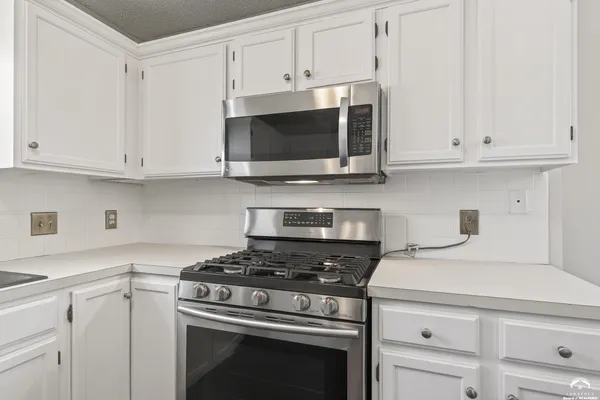 $364,900 | 3916 Monterey Court, Lawrence, KS 66049