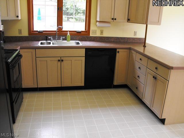 36220 Ridge Road Willoughby, OH 44094 - Photo 15 of 21 Gallery Image 15