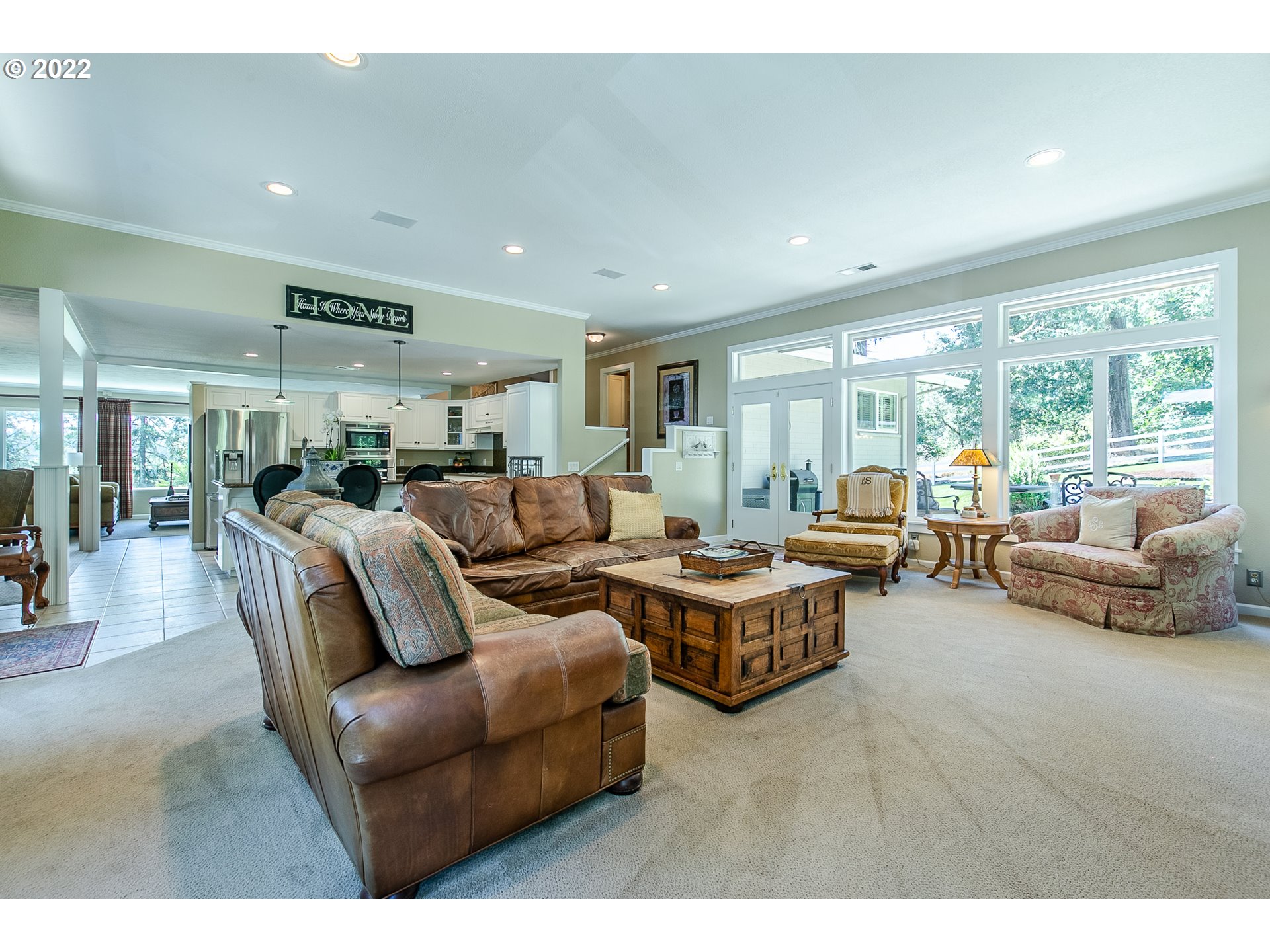 33315 Bloomberg Road Eugene, OR 97405 - Photo 17 of 32 a living room with furniture and large windows