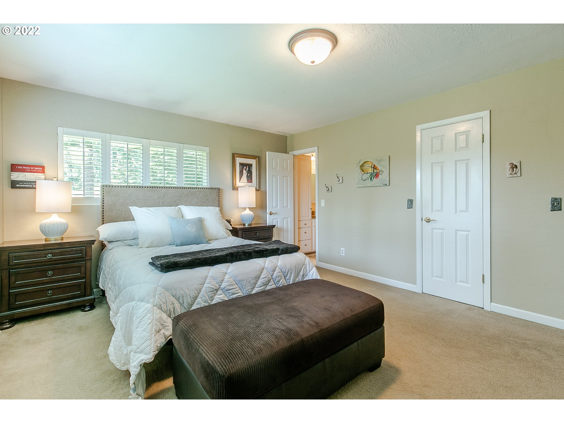 33315 Bloomberg Road Eugene, OR 97405 - Photo 20 of 32 a bedroom with a bed and window