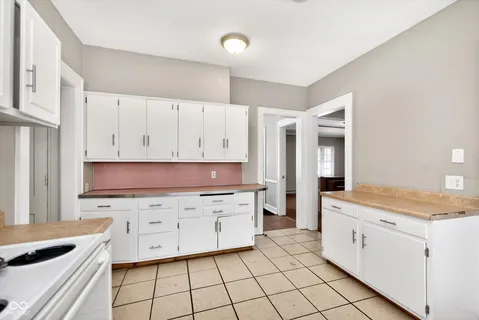 $375,000 | 4355 Clarendon Road, Indianapolis, IN 46208