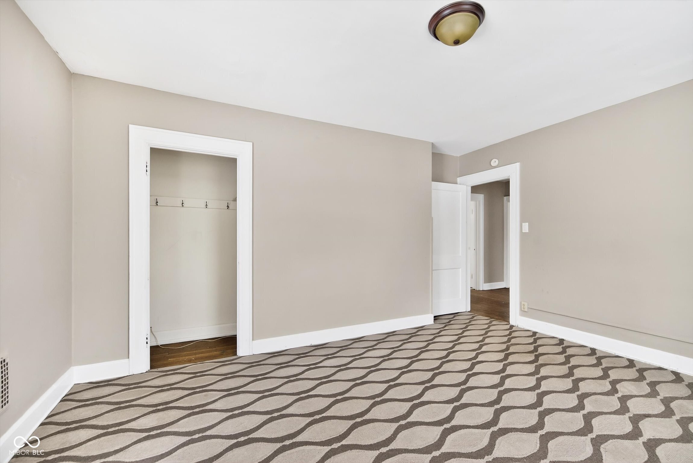 4355 Clarendon Road Indianapolis, IN 46208 - Photo 25 of 32