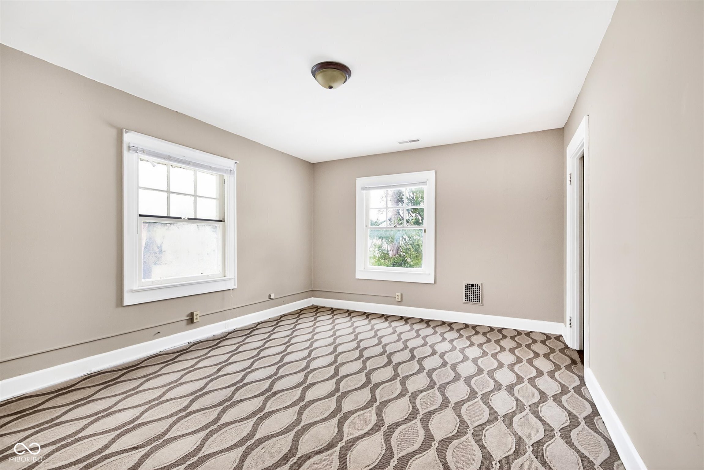 4355 Clarendon Road Indianapolis, IN 46208 - Photo 26 of 32