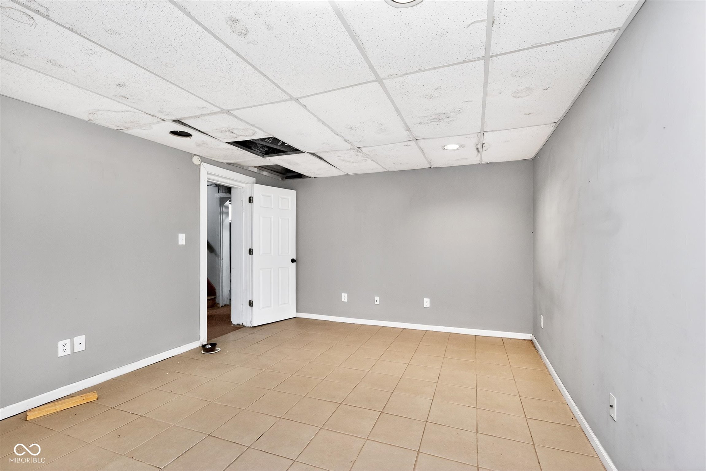 4355 Clarendon Road Indianapolis, IN 46208 - Photo 30 of 32