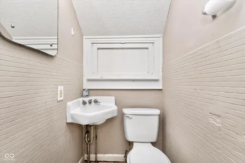 $375,000 | 4355 Clarendon Road, Indianapolis, IN 46208