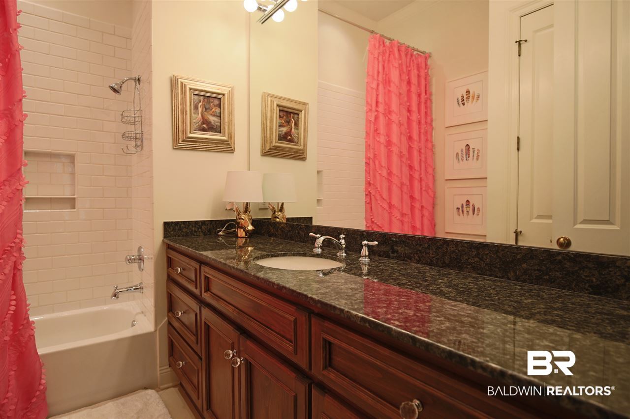 127 Savannah Square Fairhope, AL 36532 - Photo 24 of 39 bathroom 3