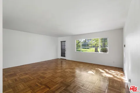 $550,000 | 5165 Village Green, Los Angeles, CA 90016