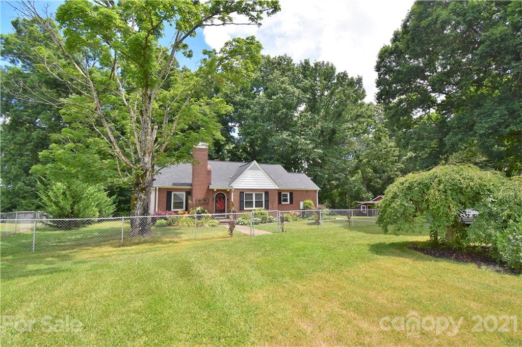 238 Whitesides Road Bessemer City, NC 28016 - Photo 1 of 33 Gallery Image 1