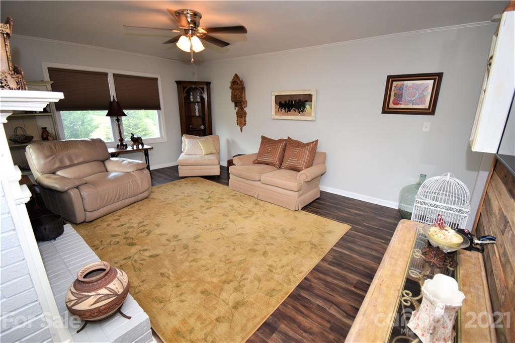 238 Whitesides Road Bessemer City, NC 28016 - Photo 5 of 33 Gallery Image 5