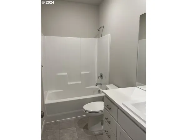 $459,900 | 1902 7 Mile Lane Southeast, Albany, OR 97322