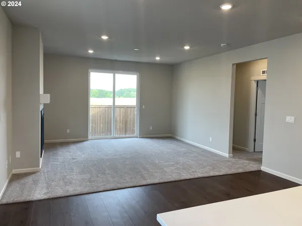 $459,900 | 1902 7 Mile Lane Southeast, Albany, OR 97322