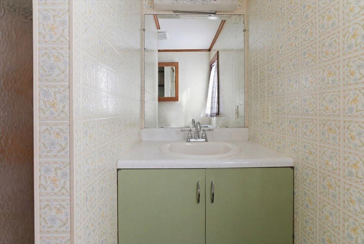 122 Northern Avenue Augusta, ME 04330 - Photo 20 of 51 18-122 Northern Ave_Augusta_ME-57