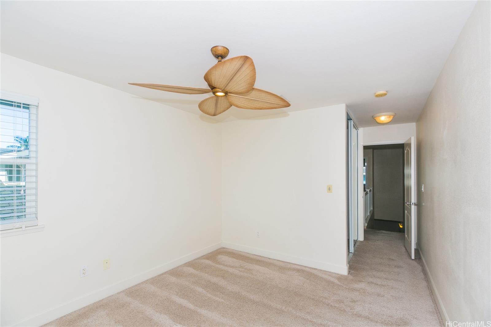 92-1516 Ali'inui Drive, Unit 1707 Kapolei, HI 96707 - Photo 16 of 23 a view of a livingroom with furniture