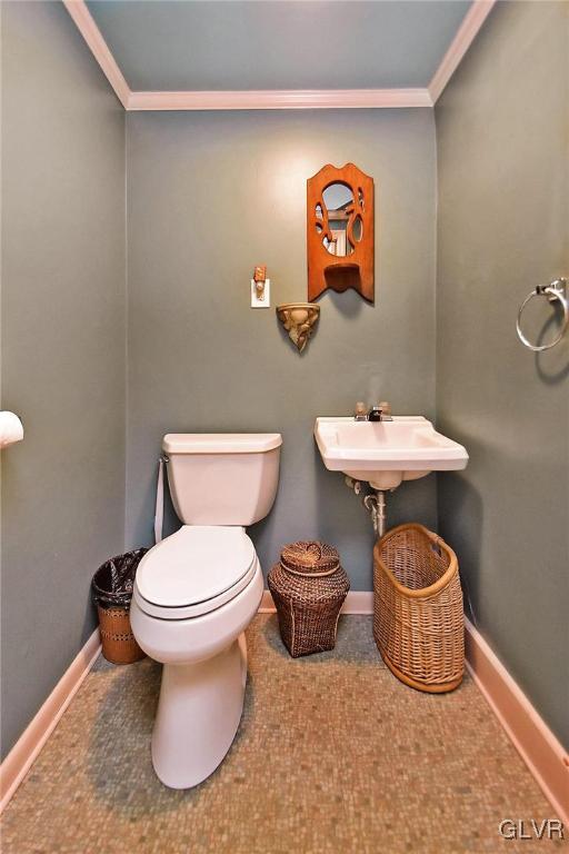 1516 Spring Street Bethlehem, PA 18018 - Photo 9 of 23 Gallery Image 9
