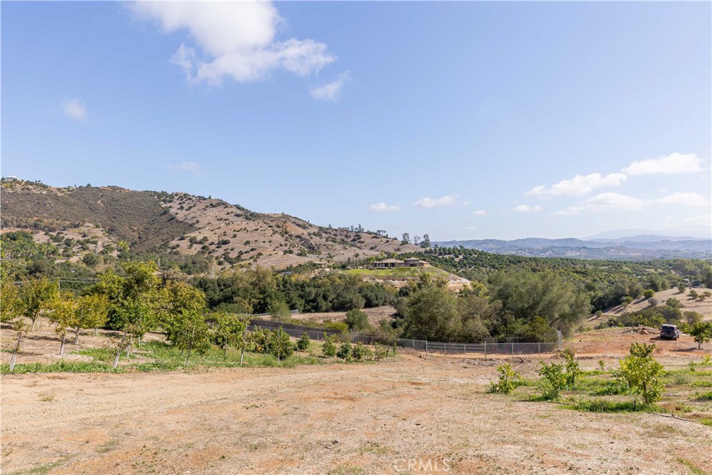 20491 Carancho Road Temecula, CA 92590 - Photo 50 of 64