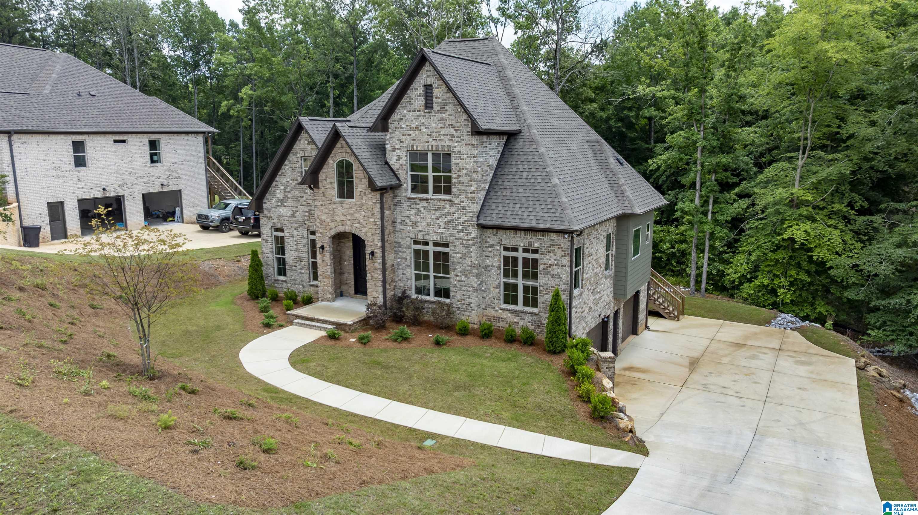 581 Whitetail Run Chelsea, AL 35043 - Photo 2 of 82