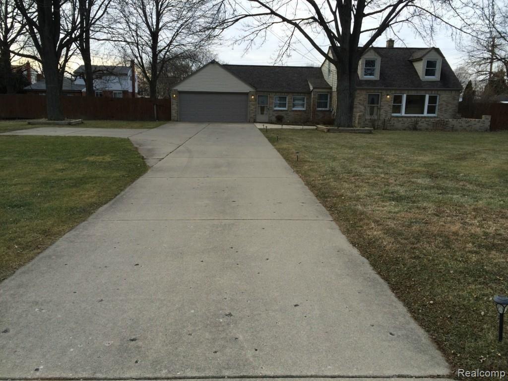 27625 Bunert Road Warren, MI 48088 - Photo 2 of 51 IMG_2811 - Copy.jpg