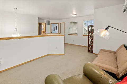 $505,000 | 18135 72nd Avenue East, Puyallup, WA 98375
