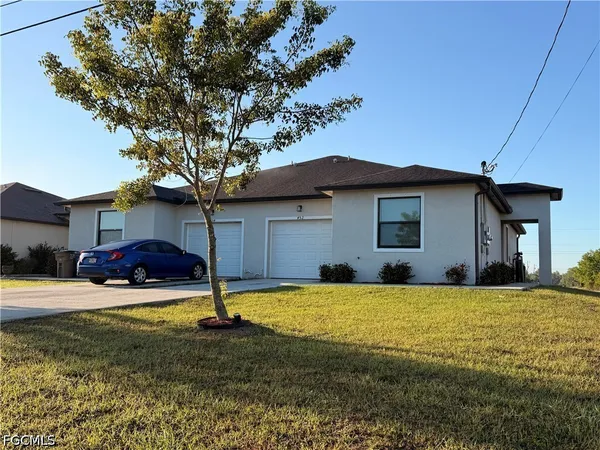 $1,300 | 454 Grant Boulevard, Unit 452, Lehigh Acres, FL 33974