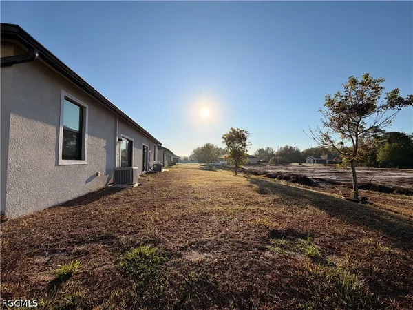 $1,300 | 454 Grant Boulevard, Unit 452, Lehigh Acres, FL 33974