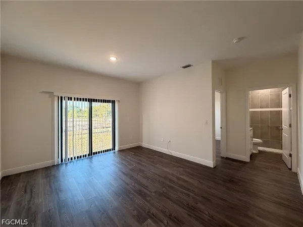 $1,300 | 454 Grant Boulevard, Unit 452, Lehigh Acres, FL 33974