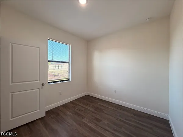 $1,300 | 454 Grant Boulevard, Unit 452, Lehigh Acres, FL 33974