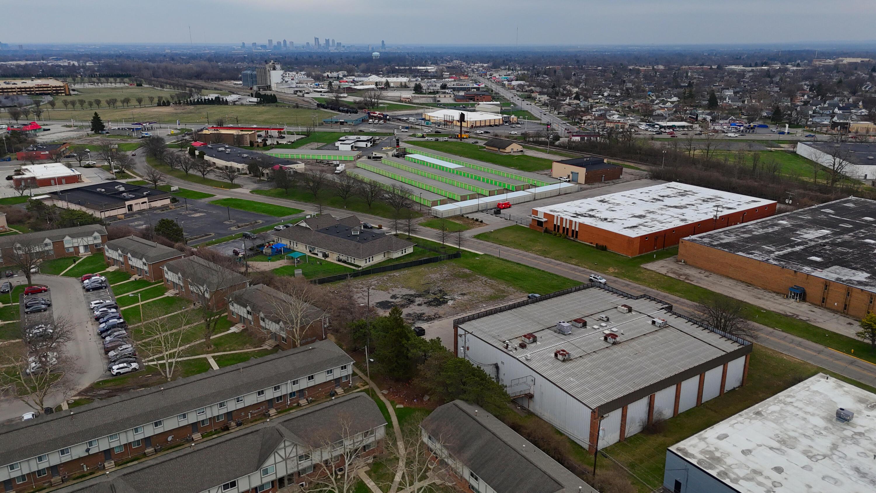 511 Industrial Mile Road Columbus, OH 43228 - Photo 19 of 35 14