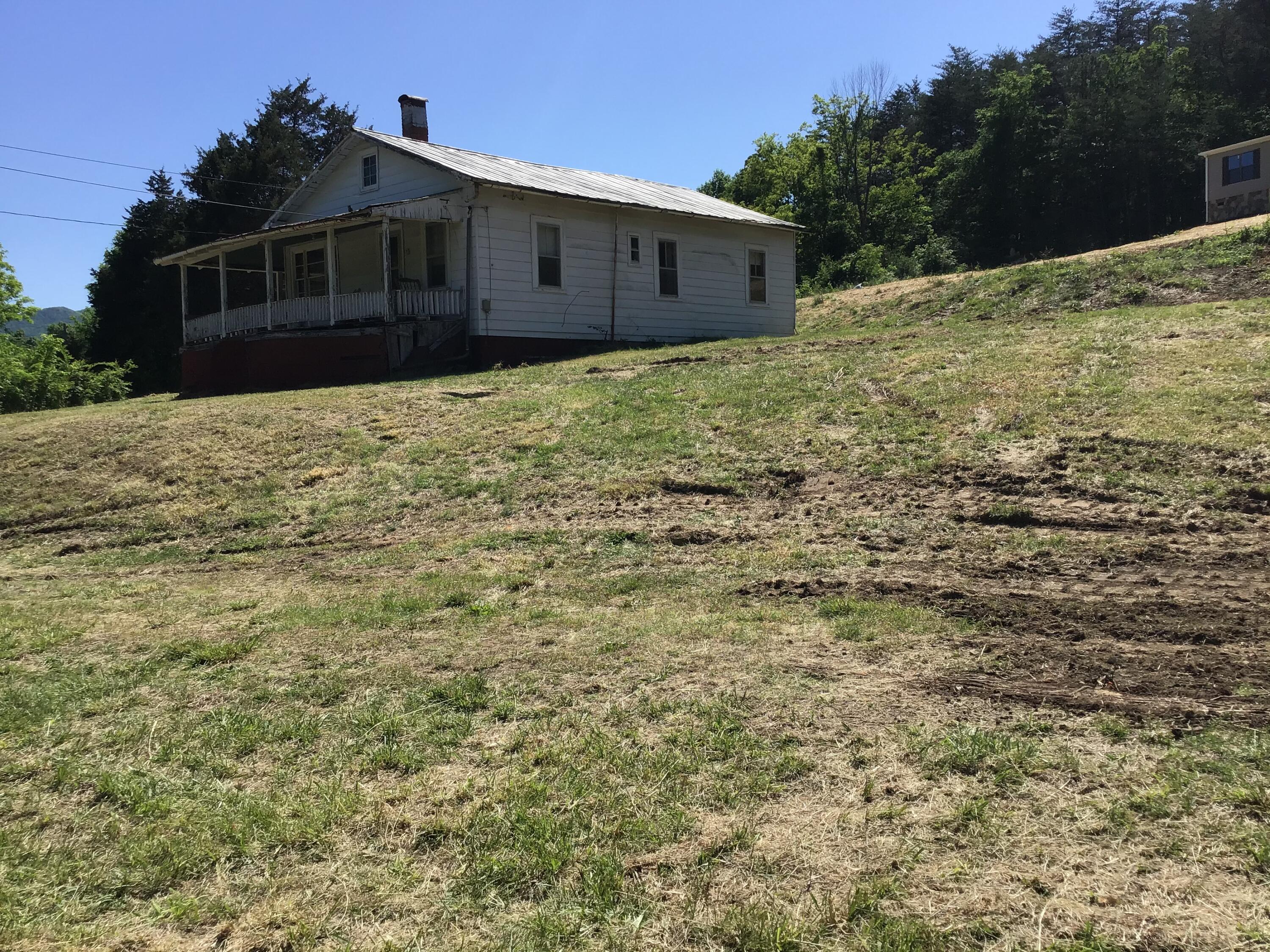 40 Buckboard Road Greeneville, TN 37743 - Photo 11 of 57 34BFF20C-DE93-428E-AEDC-D36EBCF478A2