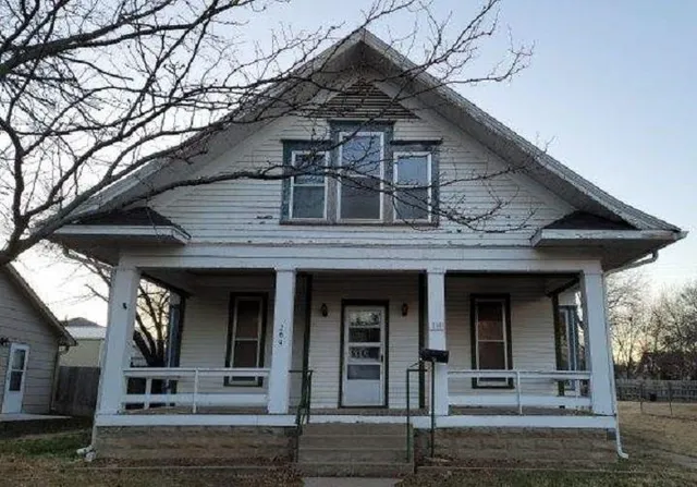 $89,900 | 209 South Atchison Street, El Dorado, KS 67042