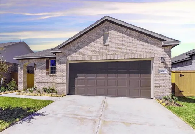 $2,300 | 13307 Rowan Grn Drive, Humble, TX 77346
