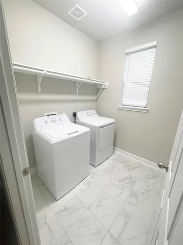 $2,300 | 13307 Rowan Grn Drive, Humble, TX 77346