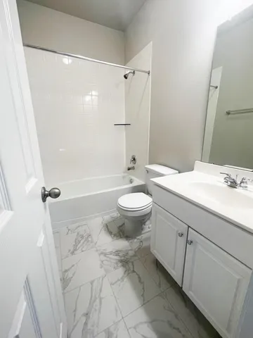 $2,300 | 13307 Rowan Grn Drive, Humble, TX 77346