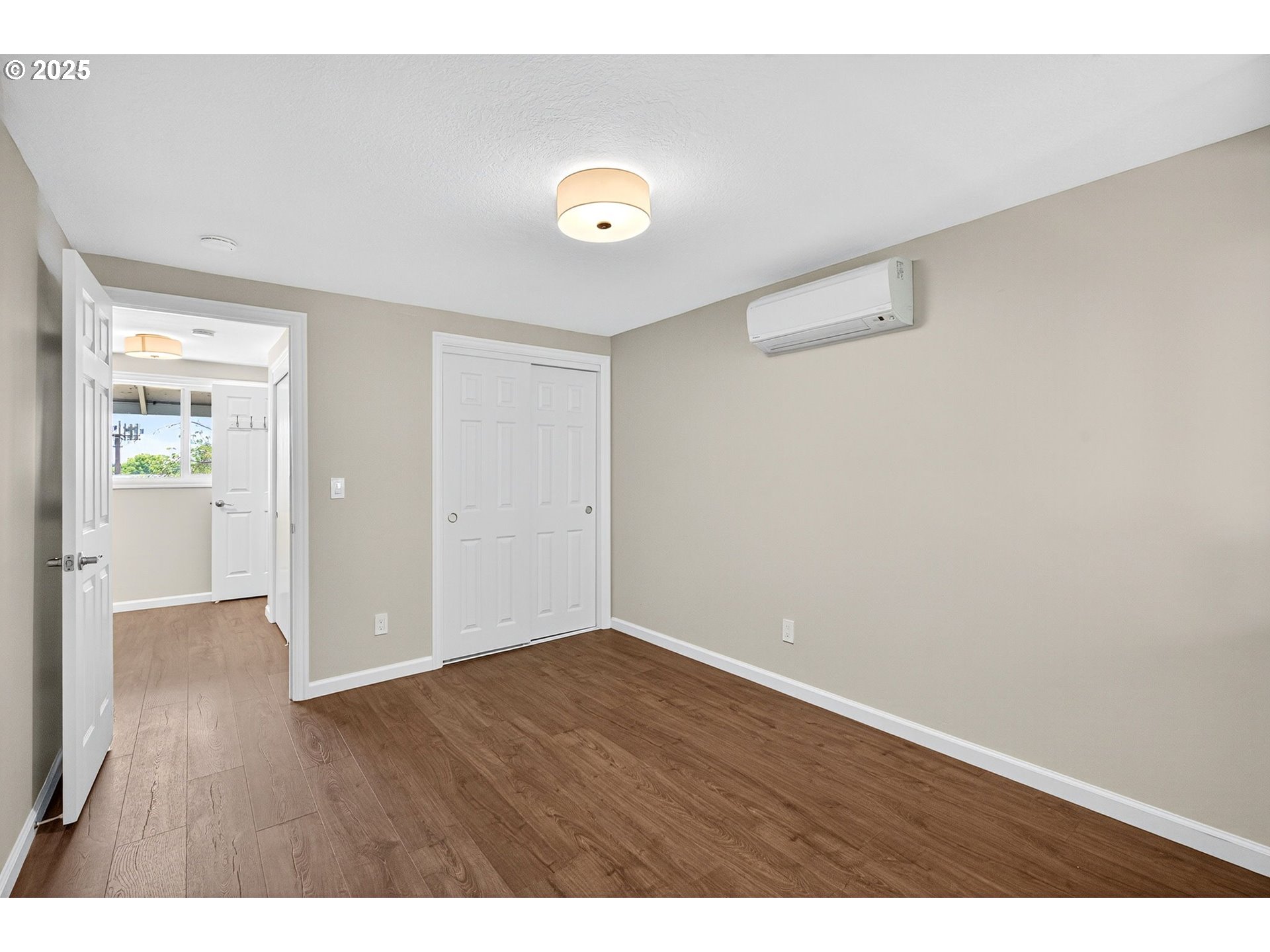 1411 Southwest Dewitt Street Portland, OR 97239 - Photo 17 of 48 Bedroom