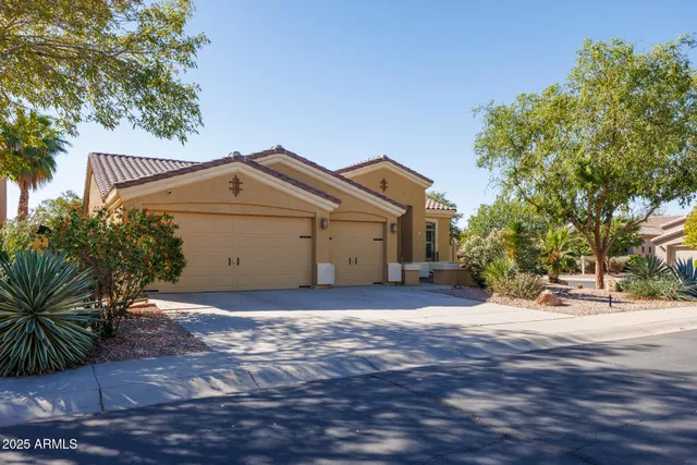$420,000 | 325 West Blue Lagoon Drive, Casa Grande, AZ 85122