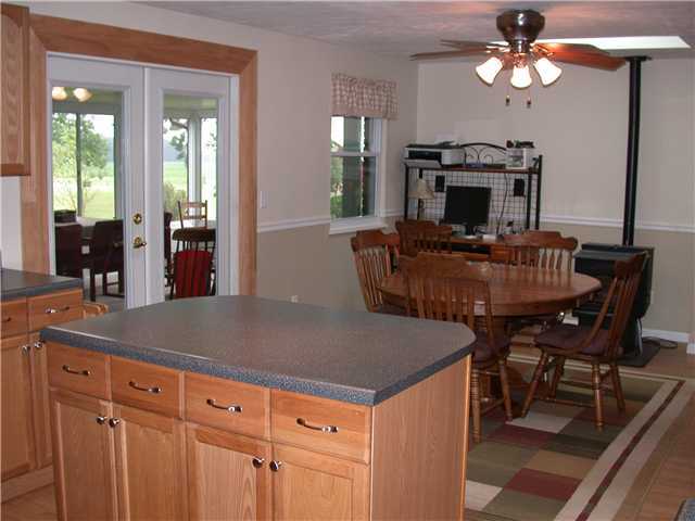 9775 Old Columbus Road South Vienna, OH 45369 - Photo 12 of 25