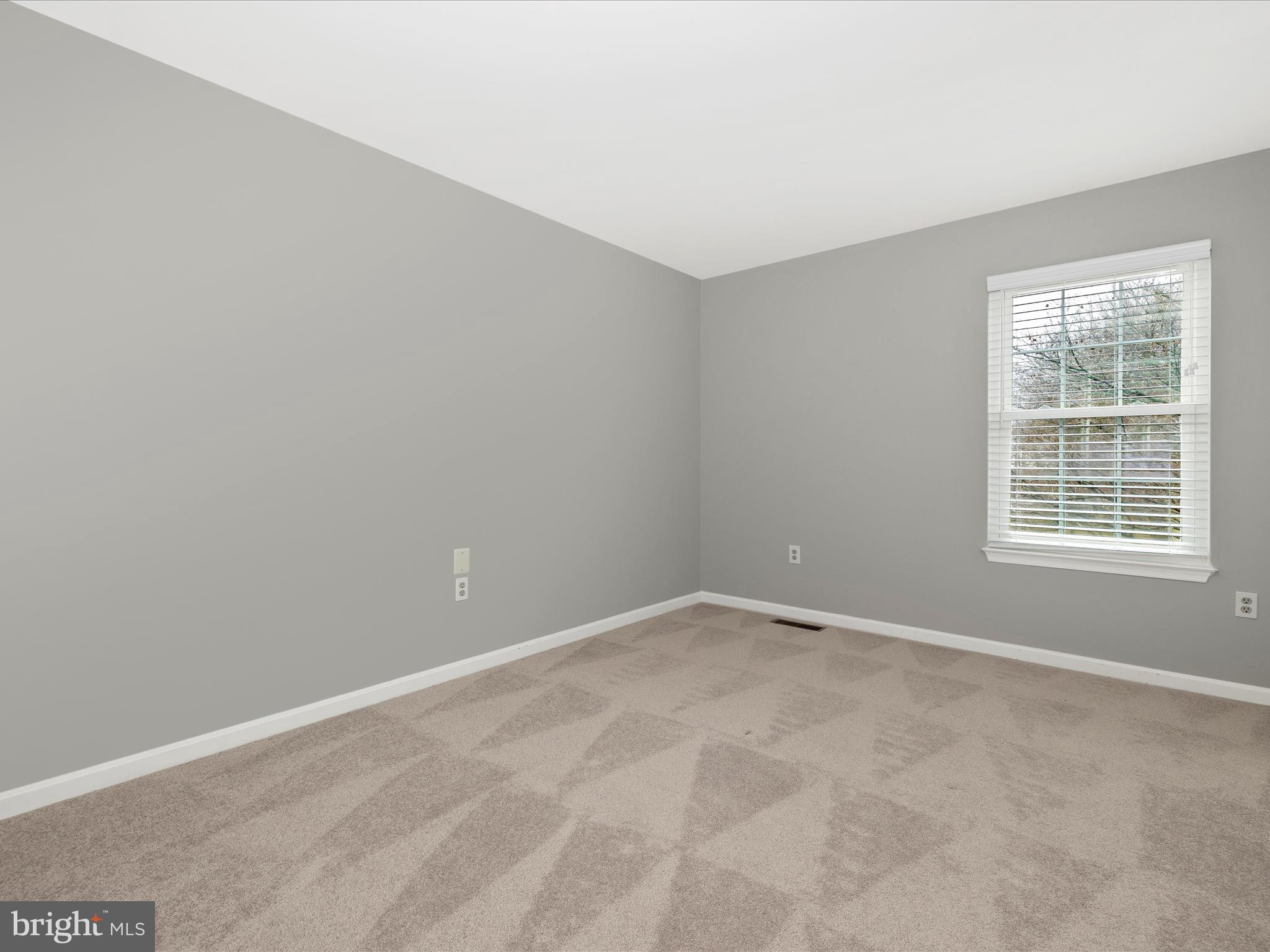 24217 Welsh Road Gaithersburg, MD 20882 - Photo 31 of 65 Bedroom 2