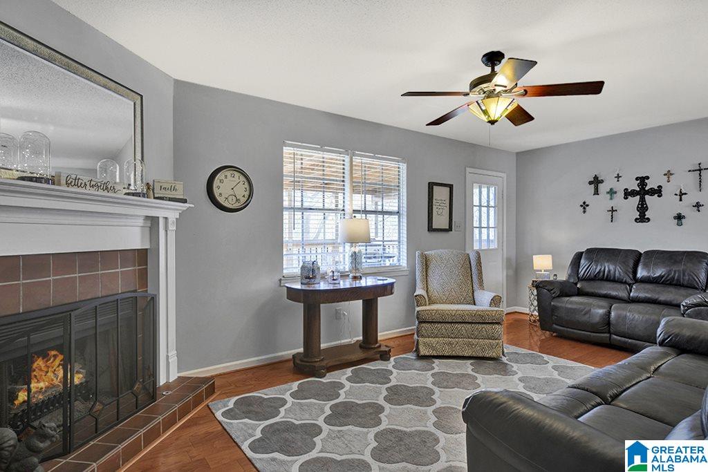 108 Twin Lakes Road Trussville, AL 35173 - Photo 3 of 24