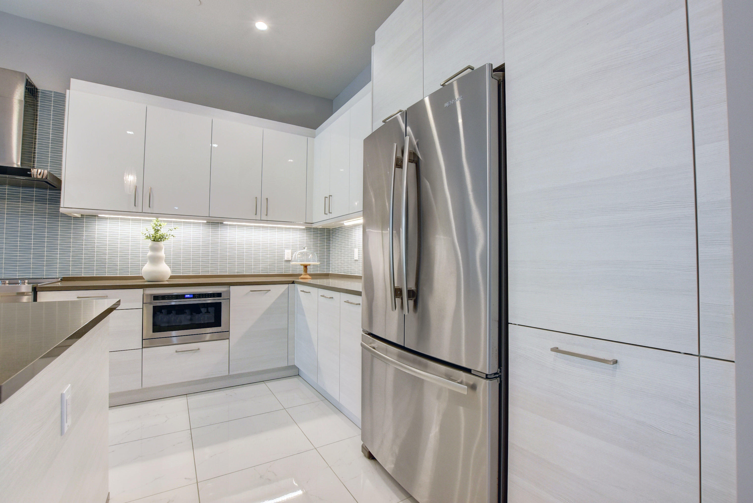 1721 Northwest 40th Drive Boca Raton, FL 33431 - Photo 20 of 49 KITCHEN