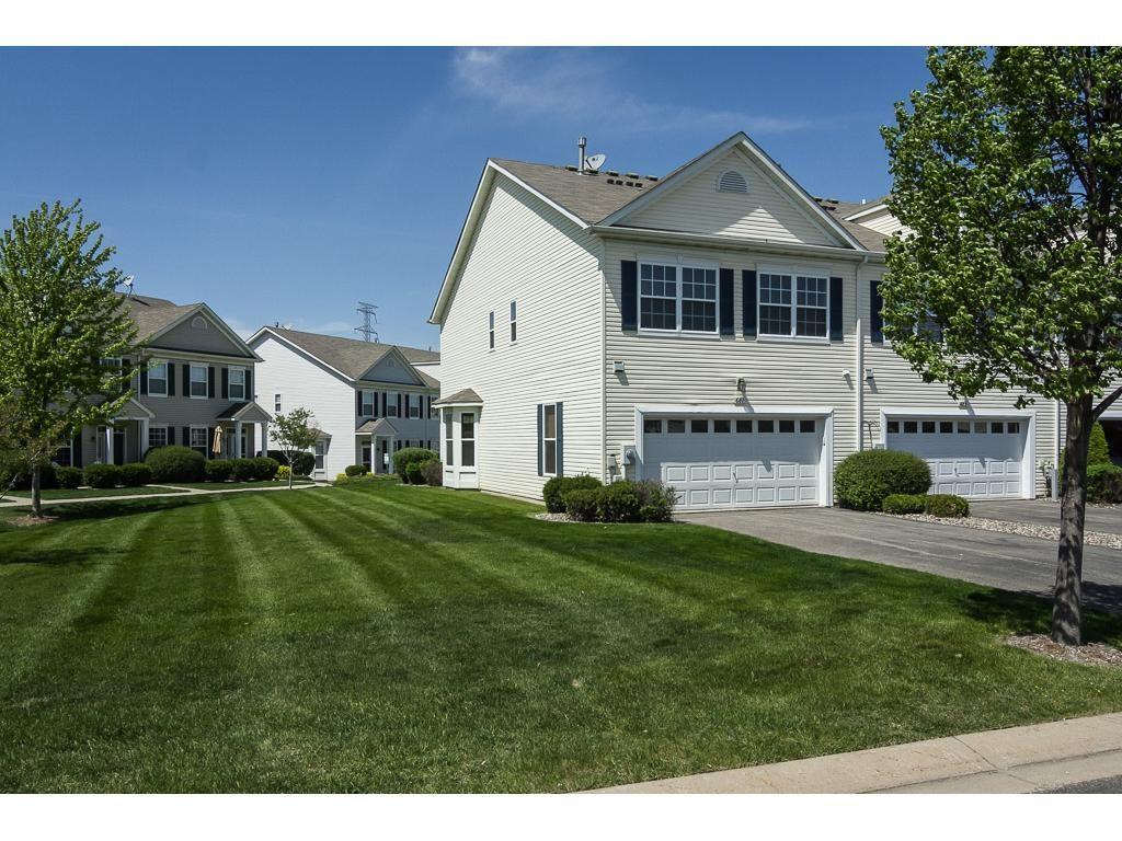 681 Cobblestone Way Shakopee, MN 55379 - Photo 3 of 19