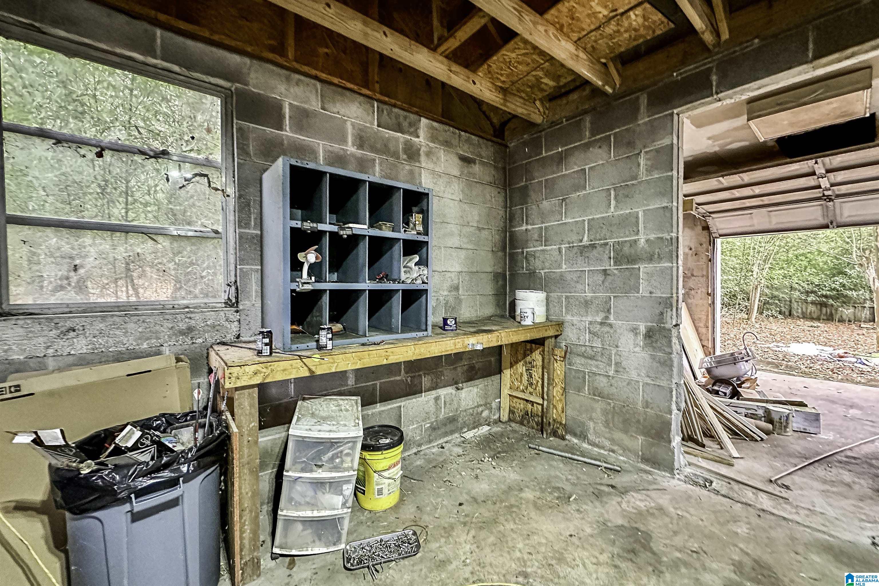 105 Kay Street Anniston, AL 36201 - Photo 17 of 49