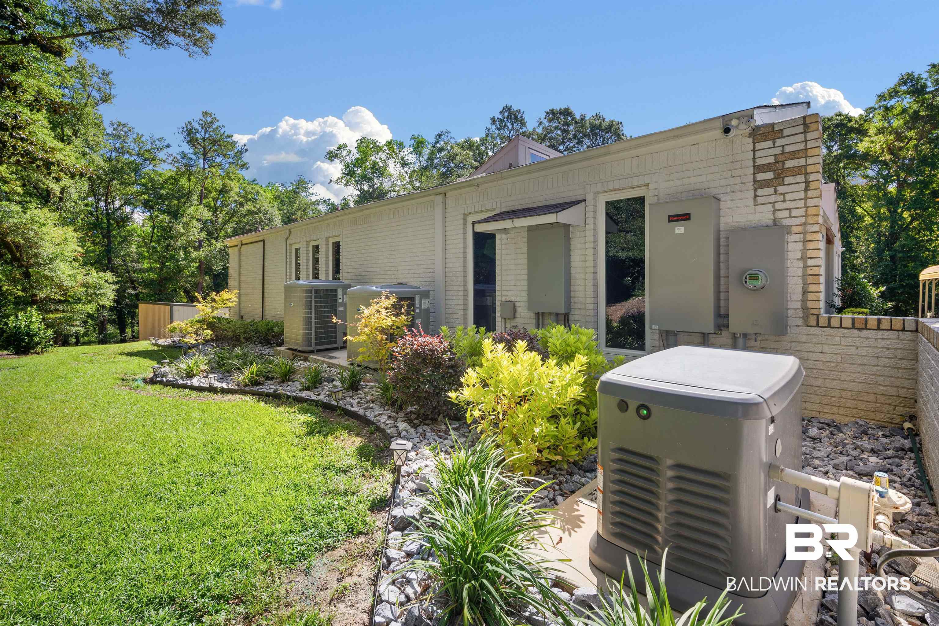 7912 Yorkhaven Road Mobile, AL 36695 - Photo 40 of 41 Rear view of property featuring a yard