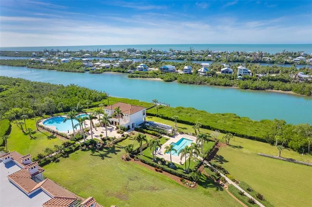 $585,000 | 11220 Hacienda Del Mar Boulevard, Unit 203, Placida, FL 33946