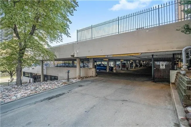 $114,495 | 600 East 8th Street, Unit 6N, Kansas City, MO 64106