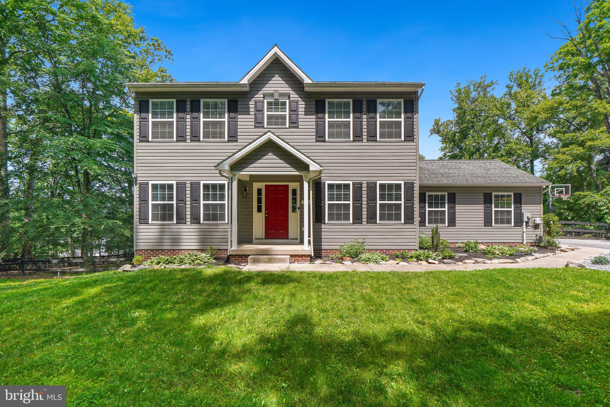 6348 Quinn Road Frederick, MD 21701 - Photo 3 of 28 Charming home with vibrant curb appeal.