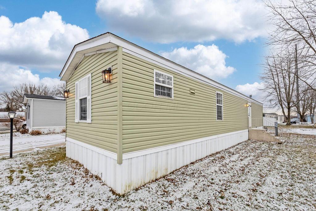 8764 National Road Southwest, Unit 106 Etna, OH 43062 - Photo 25 of 28 Exterior